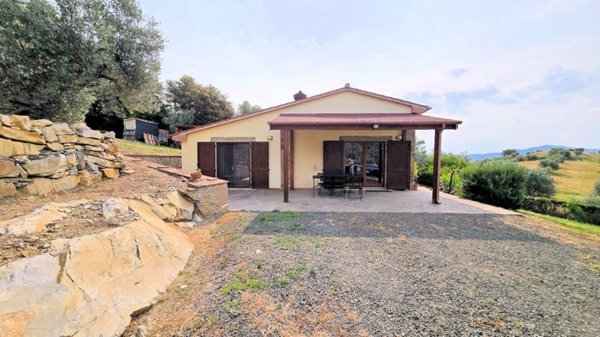 casa indipendente in vendita a Roccastrada in zona Montemassi