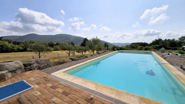 casa indipendente in vendita a Roccastrada in zona Sassofortino