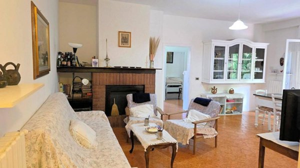 appartamento in vendita a Roccastrada in zona Roccatederighi