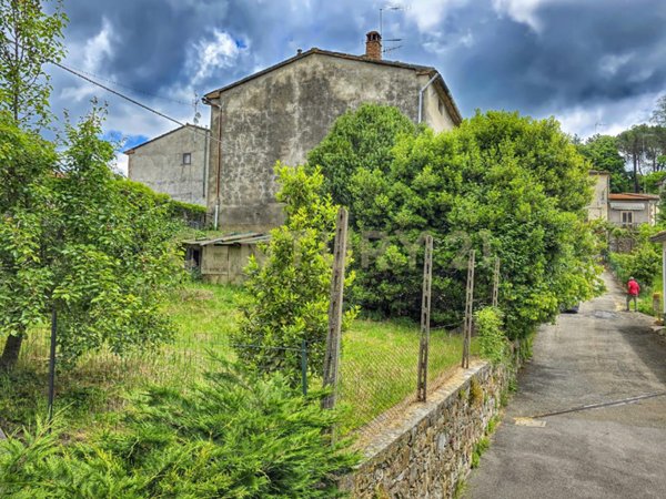 casa indipendente in vendita a Roccastrada in zona Roccatederighi