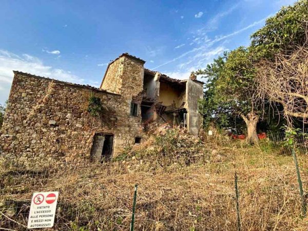 appartamento in vendita a Roccastrada in zona Ribolla