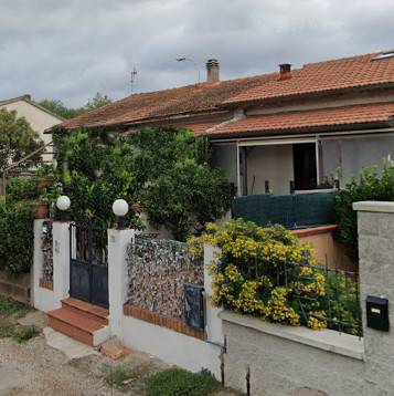 appartamento in vendita a Roccastrada in zona Ribolla