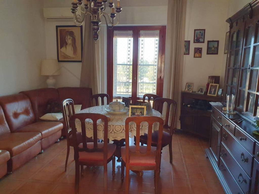 appartamento in vendita a Roccastrada in zona Sticciano