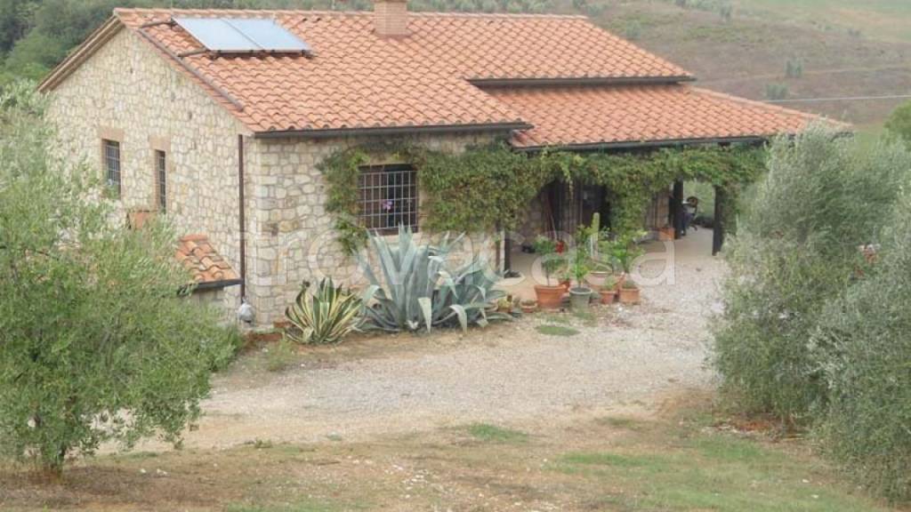 casale in vendita a Roccastrada