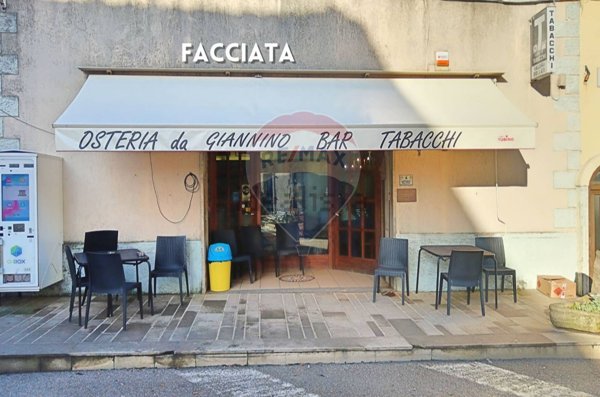negozio in vendita a Roccastrada in zona Roccatederighi
