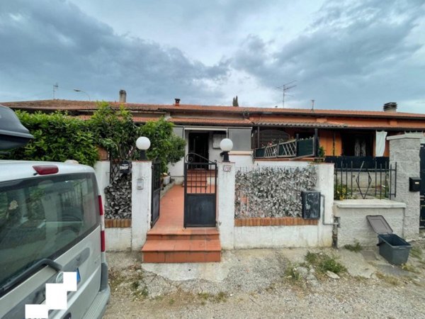 appartamento in vendita a Roccastrada in zona Montemassi