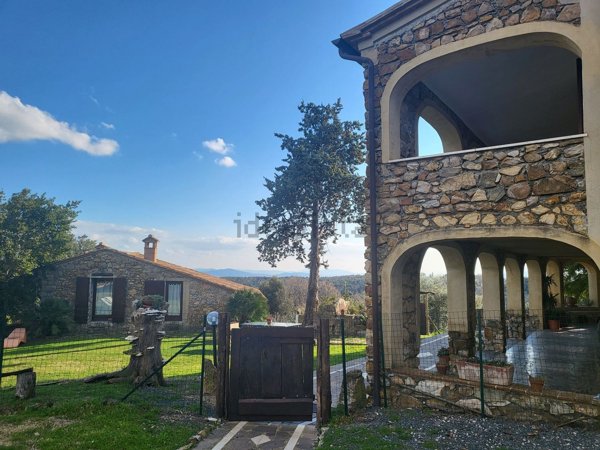 casale in vendita a Roccastrada