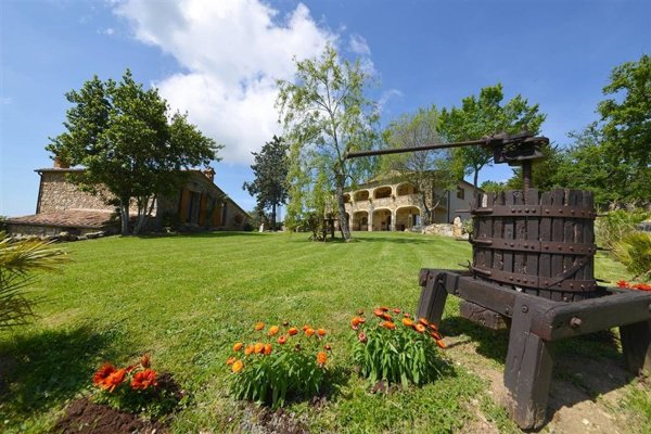 casale in vendita a Roccastrada