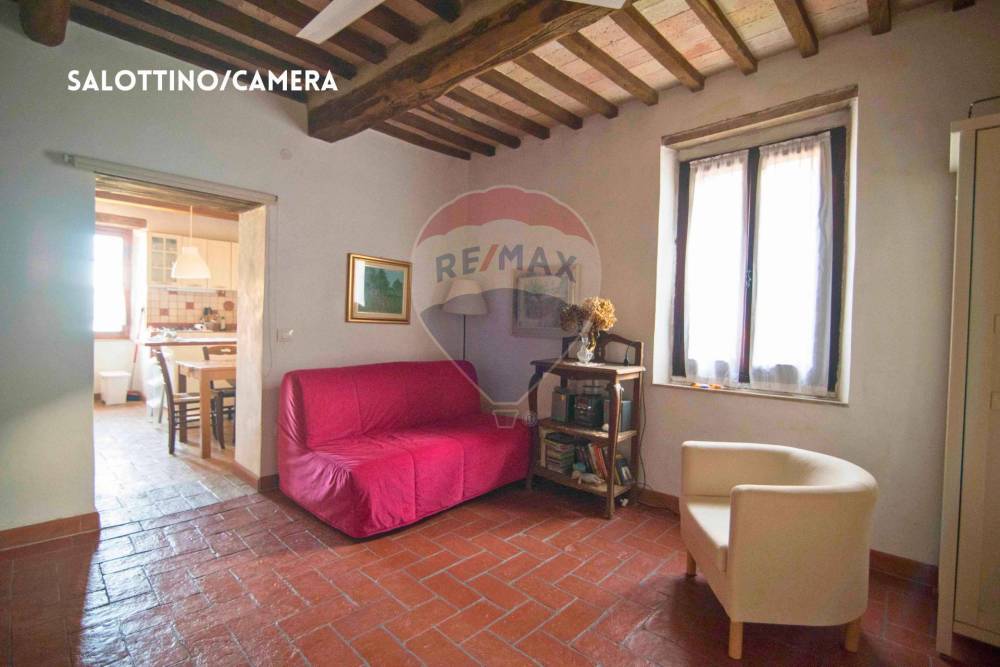 appartamento in vendita a Roccastrada in zona Sassofortino