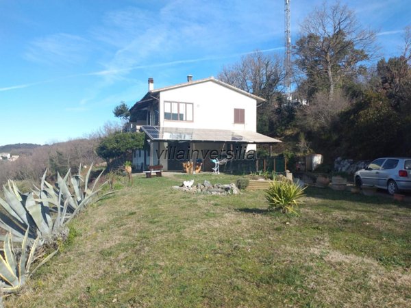casa indipendente in vendita a Roccastrada
