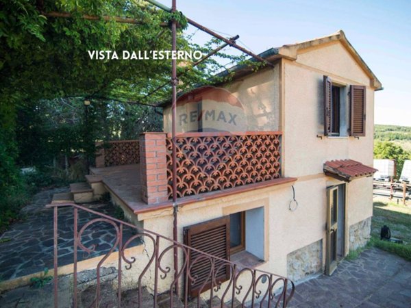 casa indipendente in vendita a Roccastrada