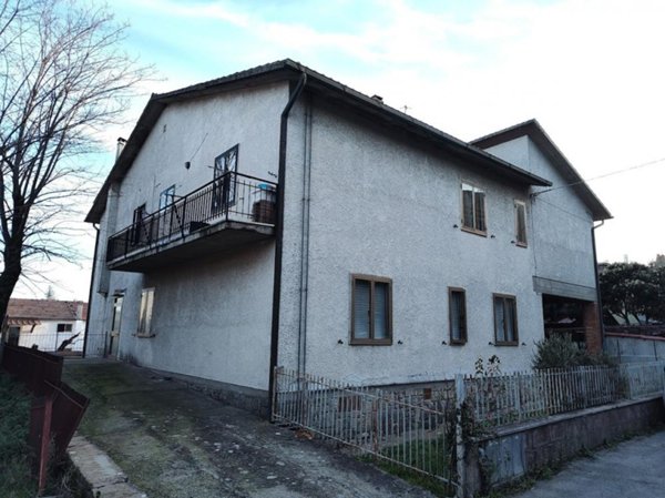 casa indipendente in vendita a Roccastrada in zona Sassofortino