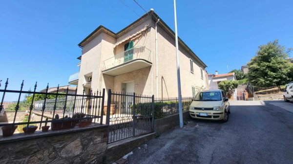 casa indipendente in vendita a Roccastrada