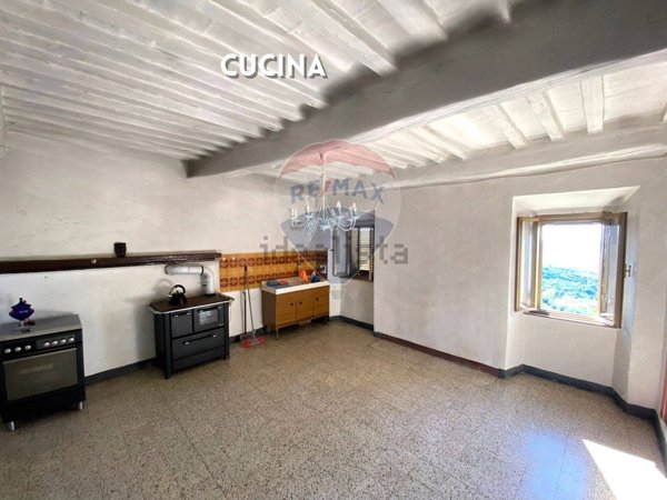 casa indipendente in vendita a Roccastrada in zona Roccatederighi