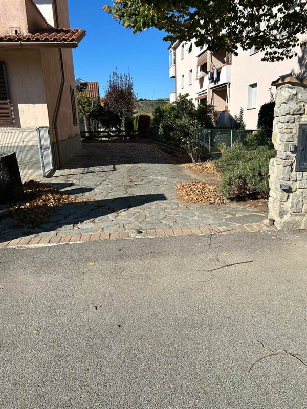 appartamento in vendita a Roccastrada in zona Ribolla