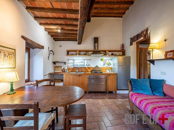 appartamento in vendita a Roccastrada in zona Piloni