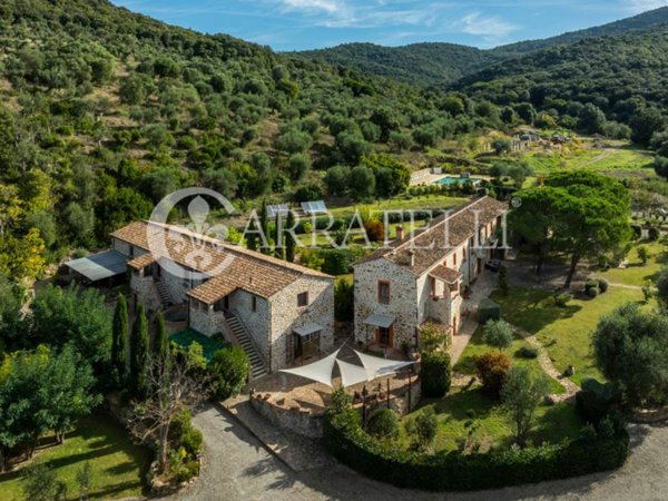 casa indipendente in vendita a Roccastrada