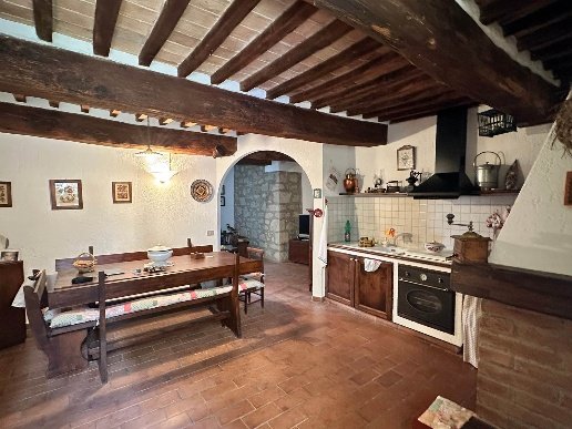 appartamento in vendita a Roccastrada in zona Sassofortino