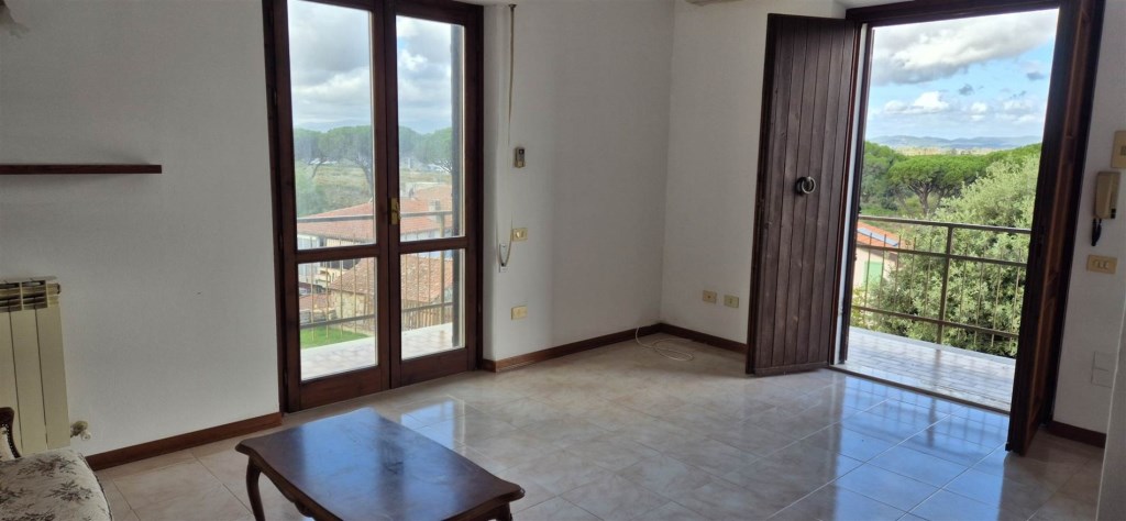 appartamento in vendita a Roccastrada in zona Sticciano