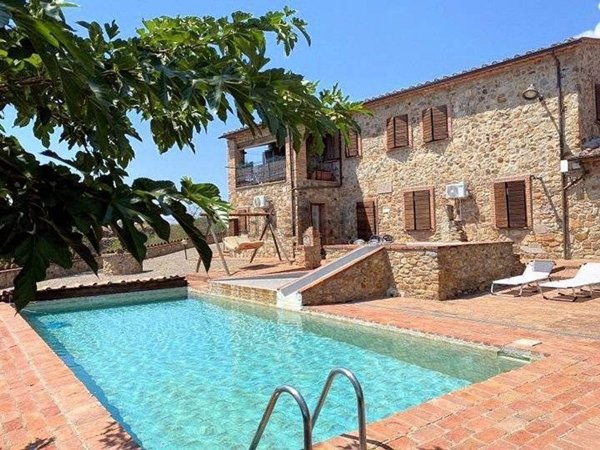 casale in vendita a Roccastrada in zona Ribolla