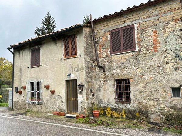 casa indipendente in vendita a Roccastrada in zona Torniella