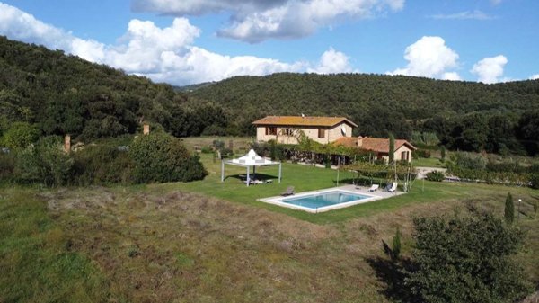 casale in vendita a Roccastrada in zona Sticciano