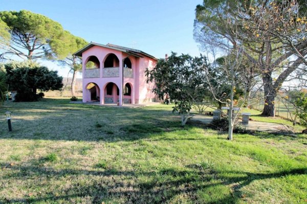casa indipendente in vendita a Roccastrada in zona Montemassi