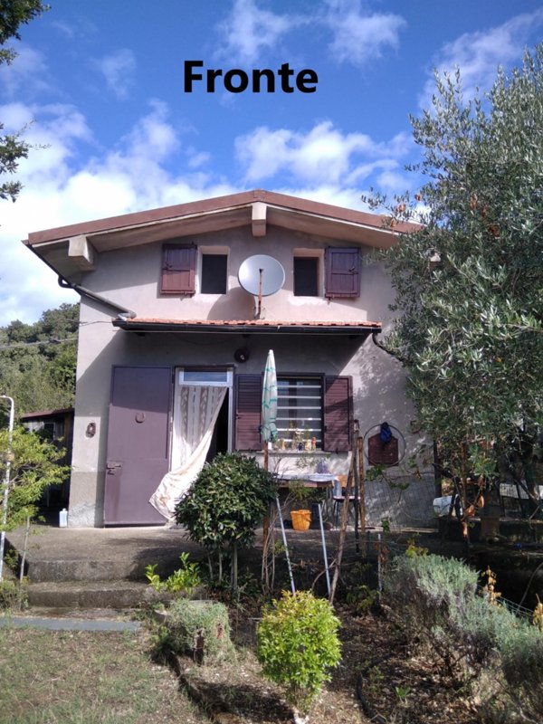 casa indipendente in vendita a Roccastrada in zona Sassofortino