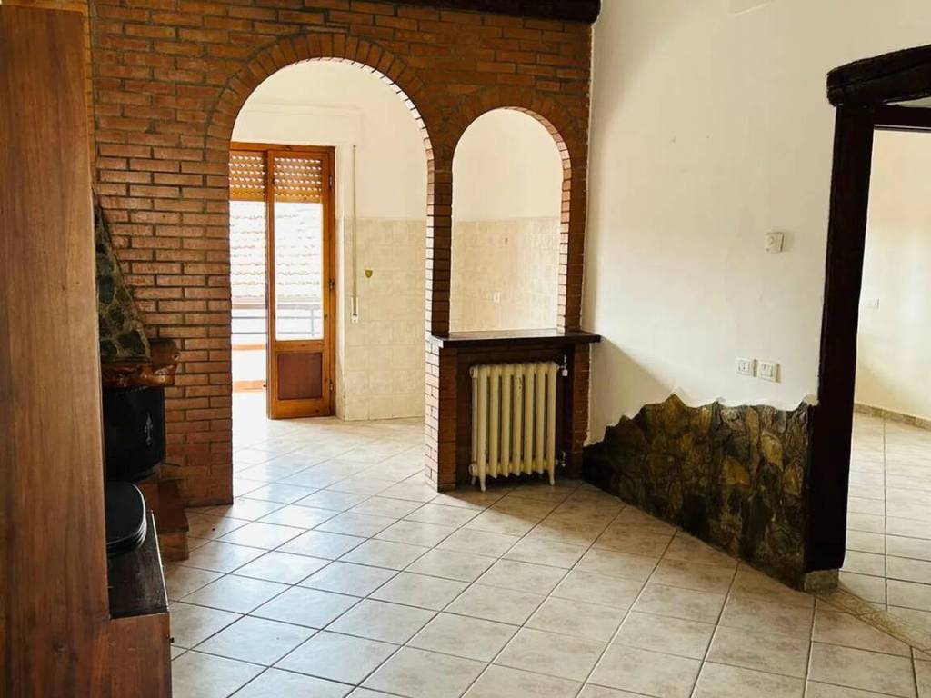 appartamento in vendita a Roccastrada in zona Ribolla