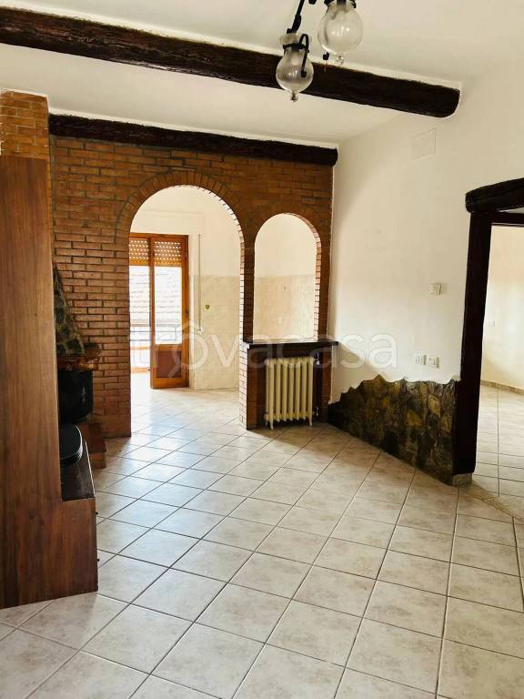appartamento in vendita a Roccastrada in zona Ribolla