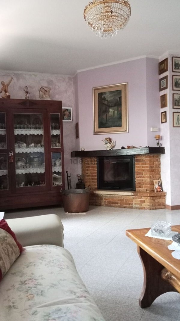 casa indipendente in vendita a Roccastrada in zona Sticciano