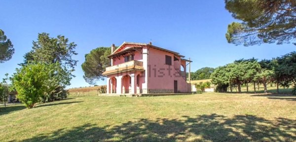 casale in vendita a Roccastrada in zona Montemassi