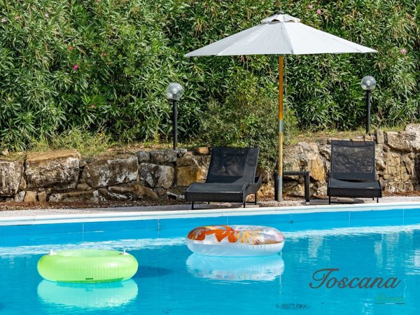 casale in vendita a Roccastrada in zona Montemassi