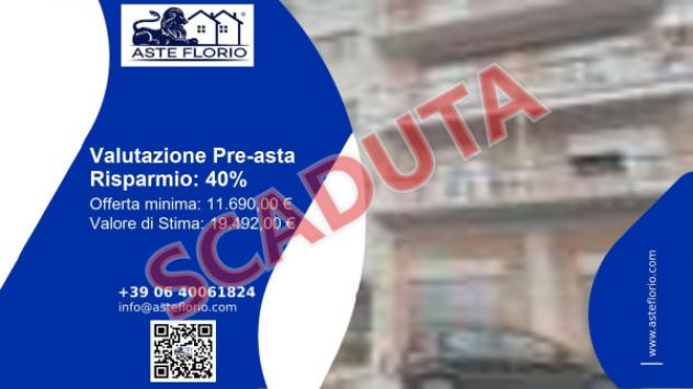 locale di sgombero in vendita a Roccastrada