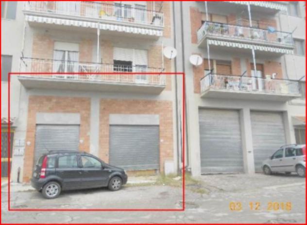 locale commerciale in vendita a Roccastrada