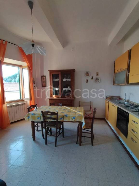 appartamento in vendita a Roccastrada in zona Roccatederighi