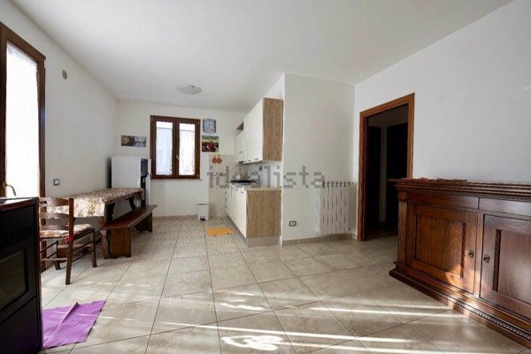 appartamento in vendita a Roccastrada in zona Ribolla