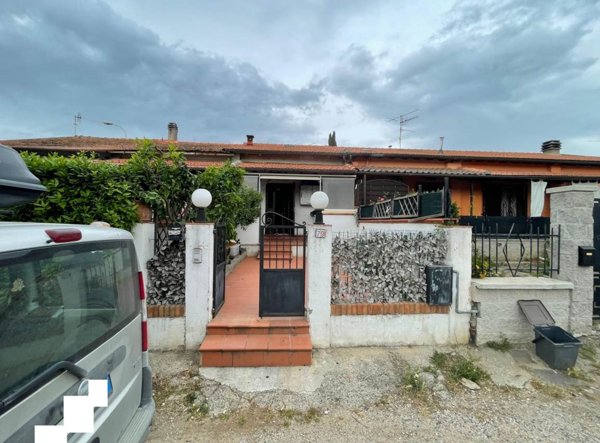 casa indipendente in vendita a Roccastrada in zona Ribolla