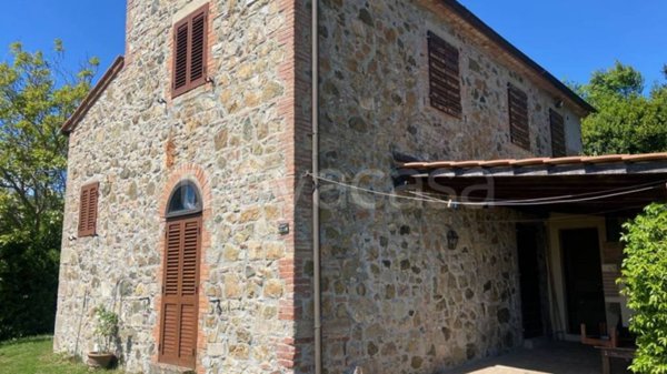casa indipendente in vendita a Roccastrada