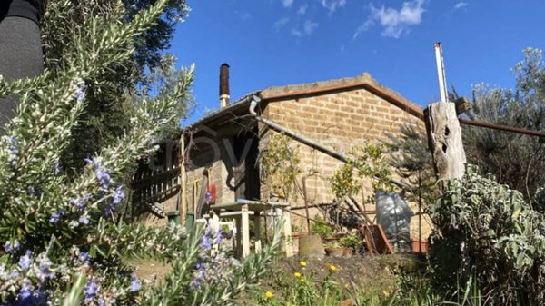 casa indipendente in vendita a Roccastrada