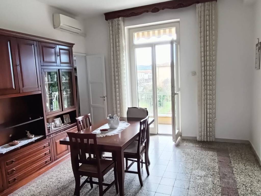 appartamento in vendita a Roccastrada in zona Ribolla