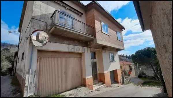 casa indipendente in vendita a Roccastrada in zona Roccatederighi