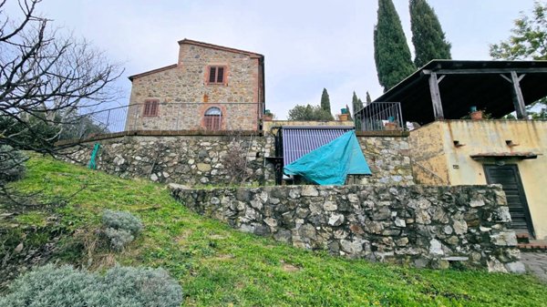 casale in vendita a Roccastrada in zona Roccatederighi