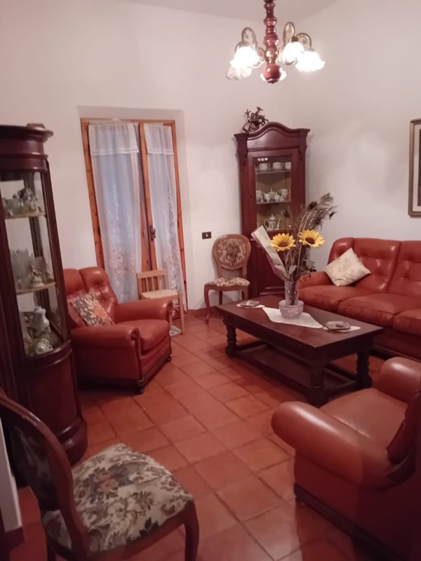 appartamento in vendita a Roccastrada in zona Ribolla