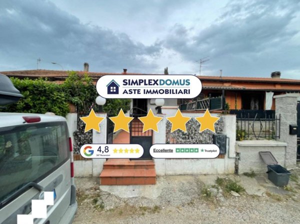 appartamento in vendita a Roccastrada in zona Ribolla