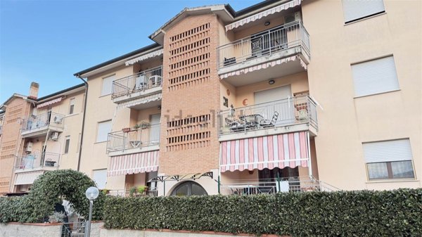 appartamento in vendita a Roccastrada in zona Ribolla