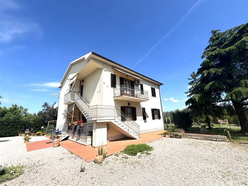 azienda agricola in vendita a Roccastrada in zona Montemassi