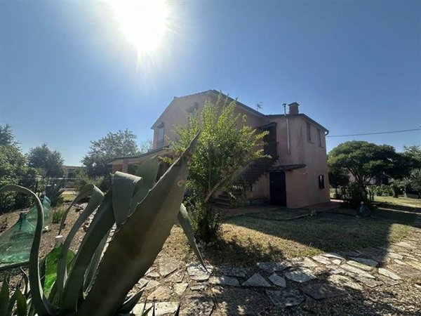 casale in vendita a Roccastrada