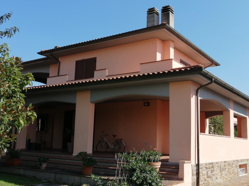 casa indipendente in vendita a Roccastrada in zona Ribolla