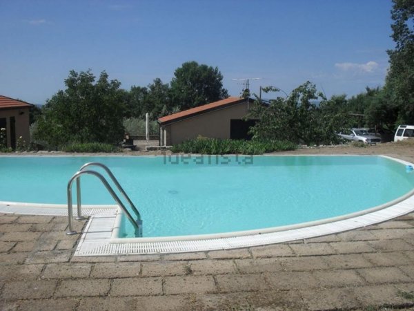 quadrivano in vendita a Roccastrada